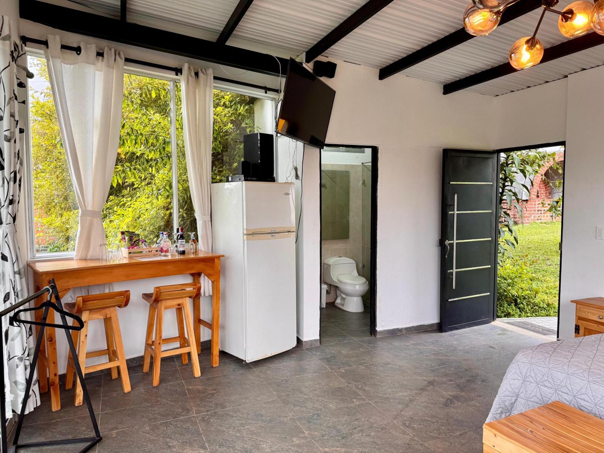 Hotel Campestre Alto Lindo En Guatapé 외부 사진