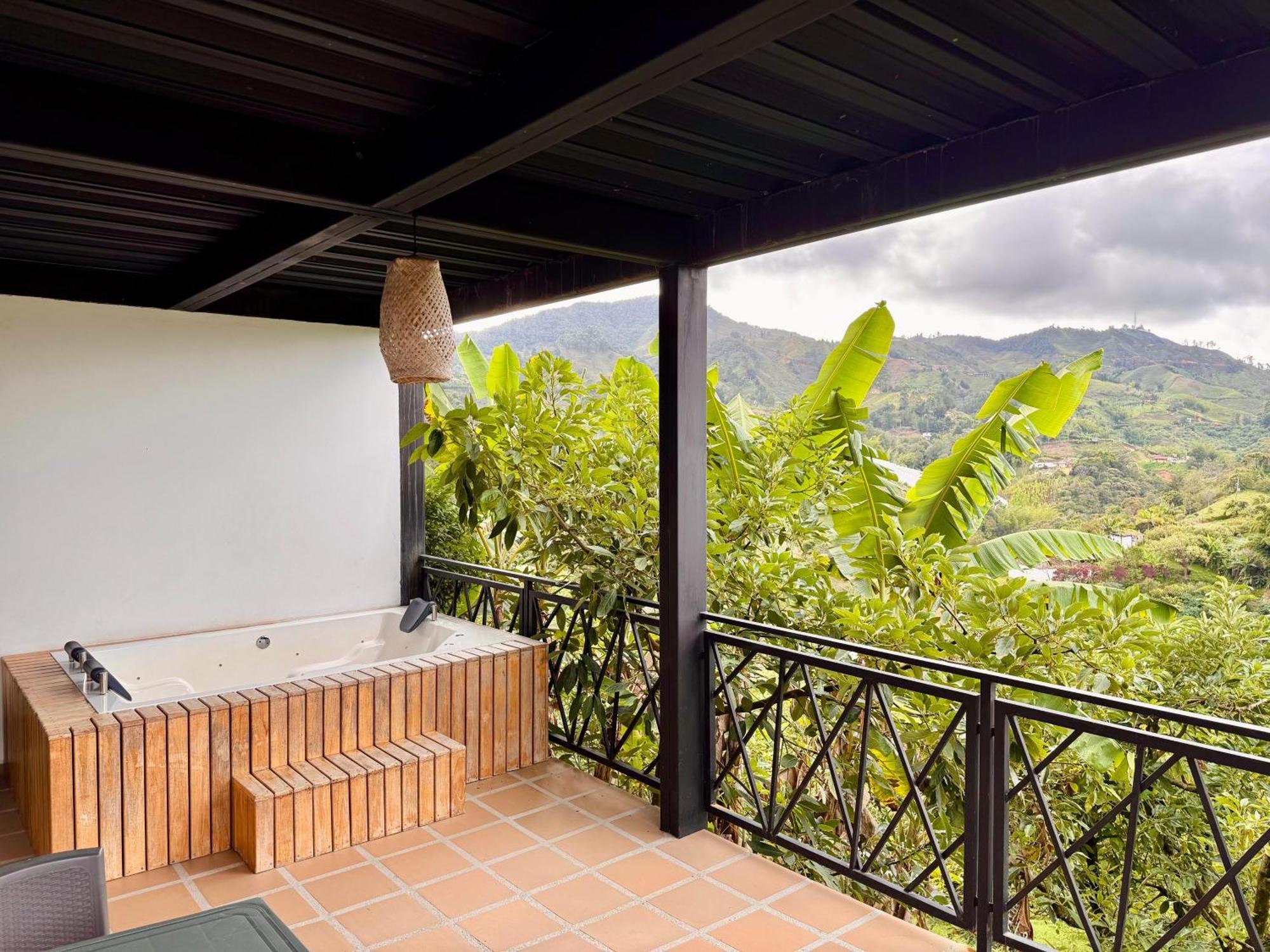 Hotel Campestre Alto Lindo En Guatapé 외부 사진