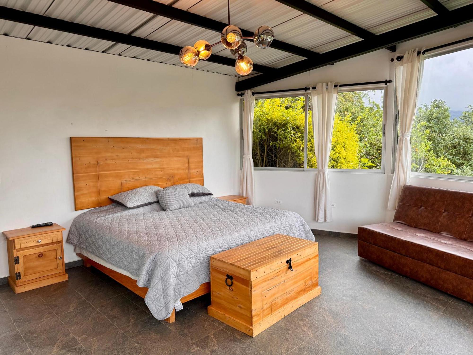 Hotel Campestre Alto Lindo En Guatapé 외부 사진