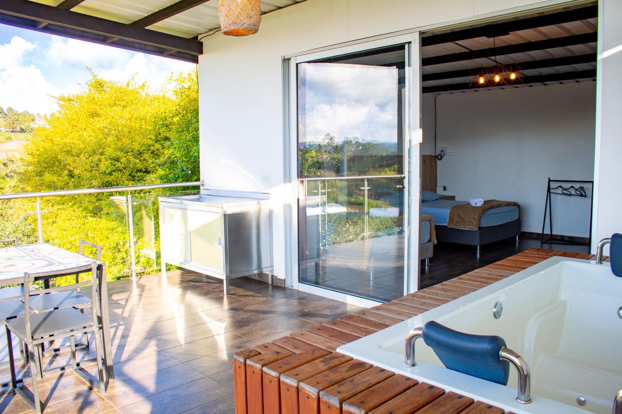 Hotel Campestre Alto Lindo En Guatapé 외부 사진